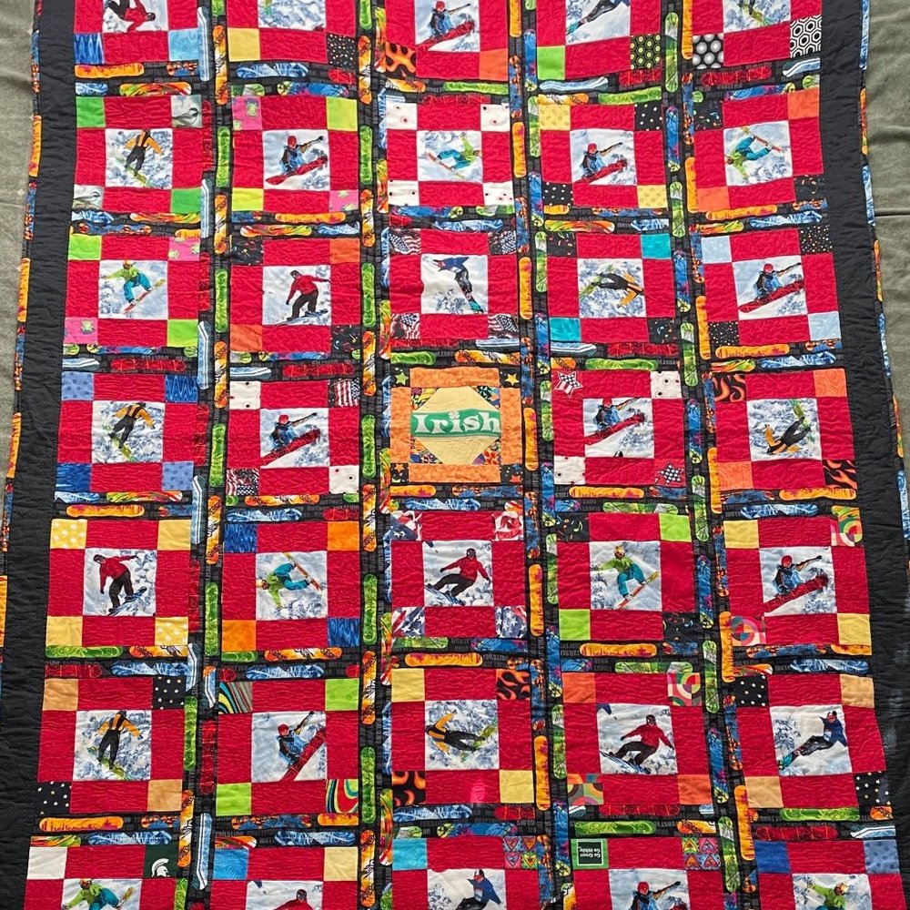 Handmade Patchwork Quilt Snowboarding Icon Pattern Multicolor Wilderness 57X78